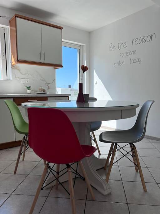 הרקליון Sunny Apartment For Couples & Friends In Centre מראה חיצוני תמונה